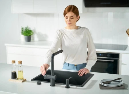 ACTIVE L P-OUT SPRAY (6).jpg