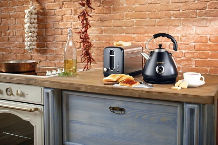 CZAJNIK-GORENJE-K17CLBK-Waga-produktu-z-opakowaniem-jednostkowym-1-6-kg.jpg
