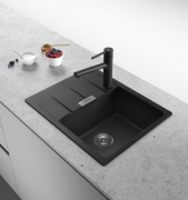 CNG 611-62 CZARNY MAT.PNG