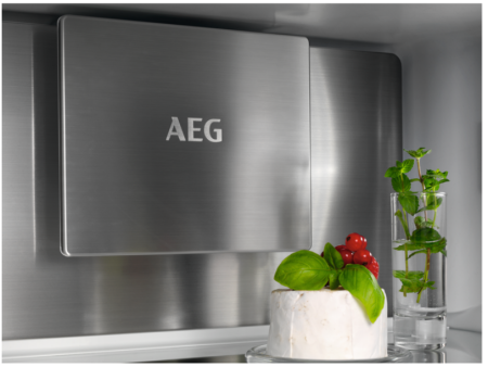 Screenshot 2024-02-20 at 08-12-28 Lodówka 8000 Cooling 360° Fridge Freezer CustomFlex 188 4 cm Lodówka do zabudowy AEG.png