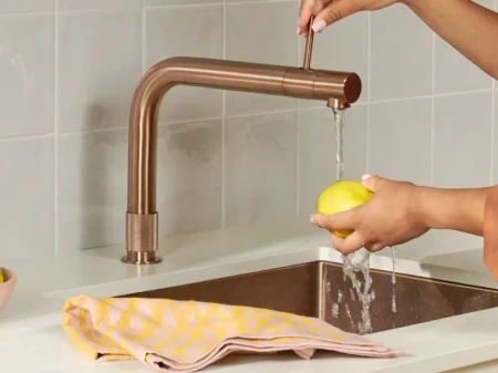 3. Front Różowa miedź