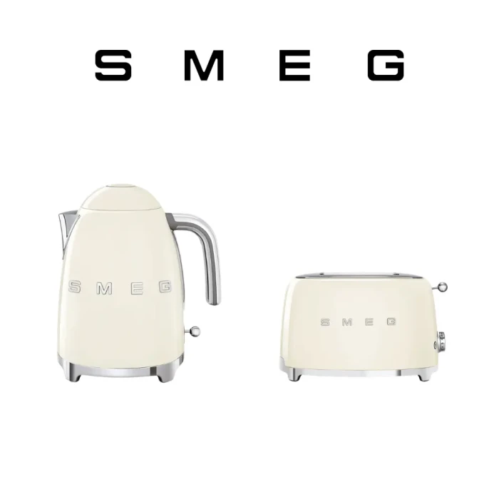 Mały zestaw śniadaniowy SMEG kremowy.webp