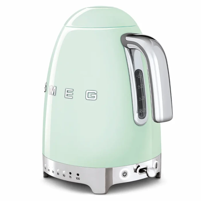 3. Czajnik SMEG KLF04PGEU w kolorze pastelowej zieleni