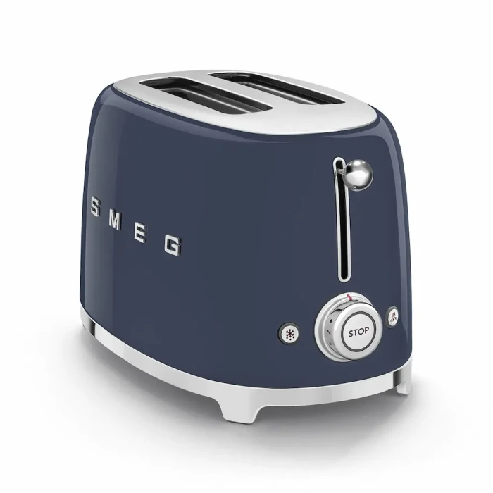 6. Toster SMEG TSF01NBEU w kolorze morskiego błękitu