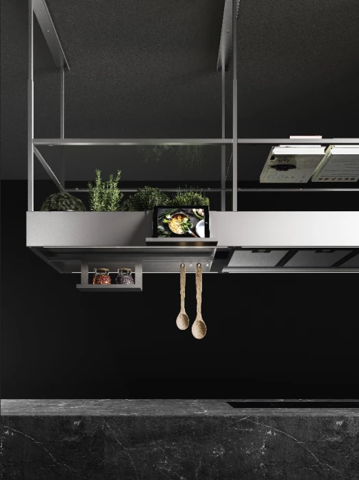 SPAZIOCIRCLETECH180ISOLACZARNY2.png