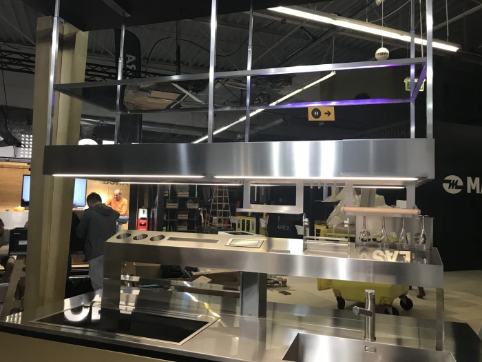 SPAZIOCIRCLETECHISOLA180INOX5.JPG