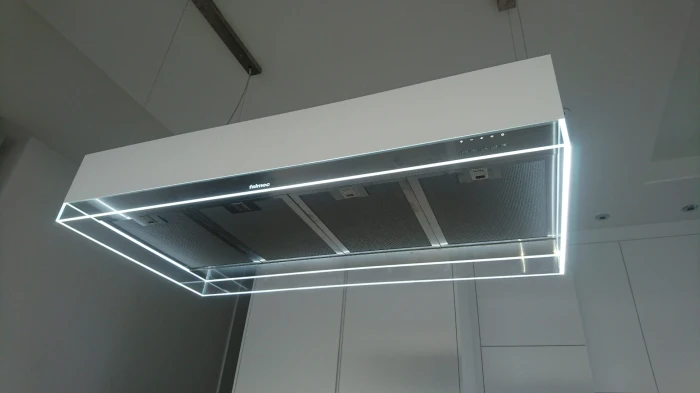 VETRACIRCLETECH120ISOLAD.JPG