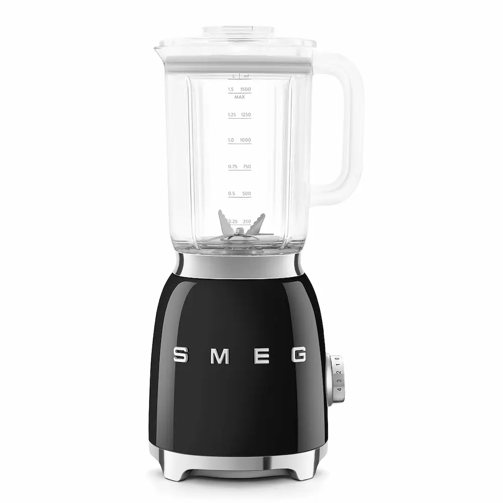 Czarny blender kielichowy SMEG BLF03BLEU